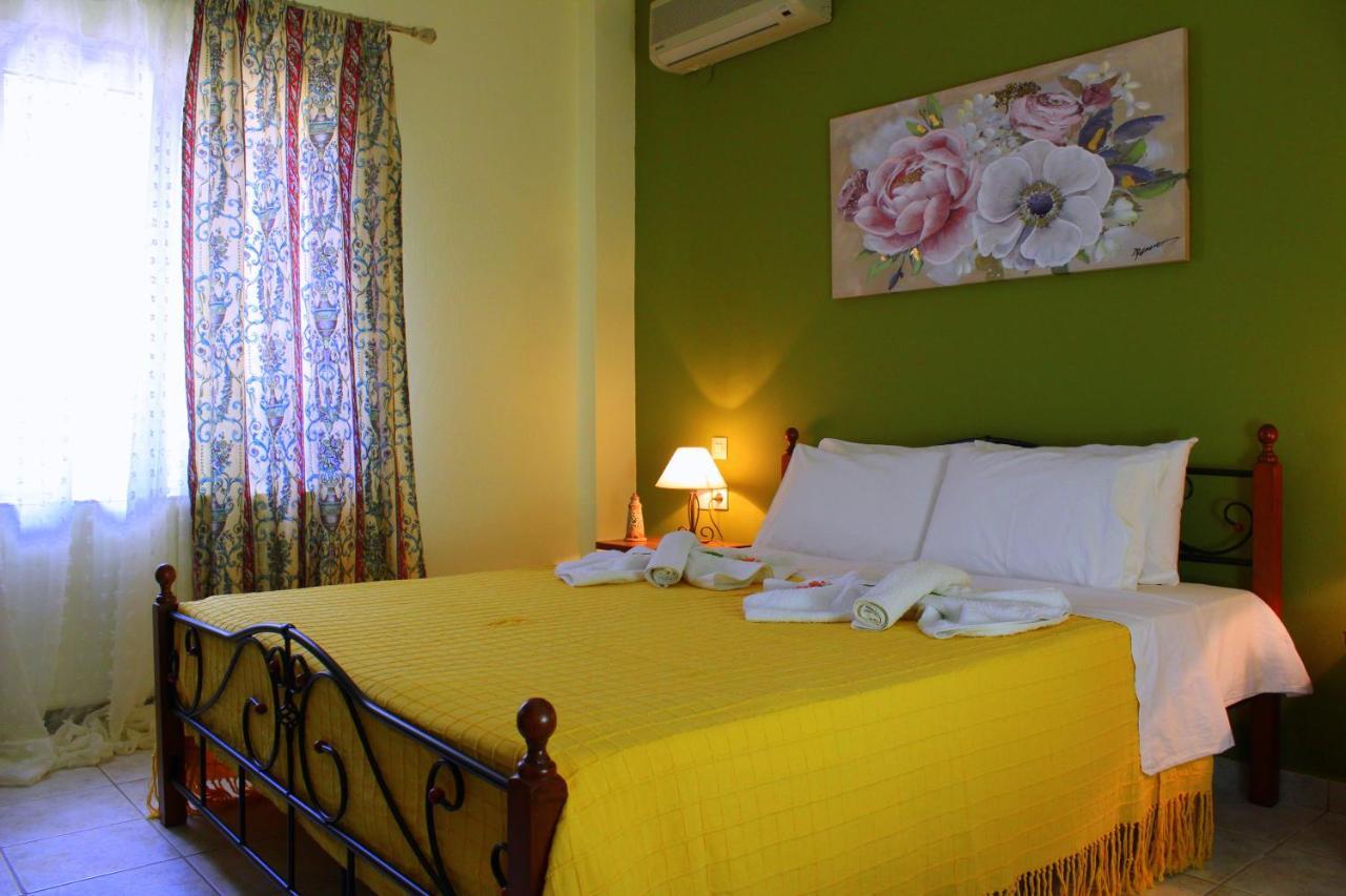 Tzaneria Apartments Skiathos 卡纳皮特萨 外观 照片