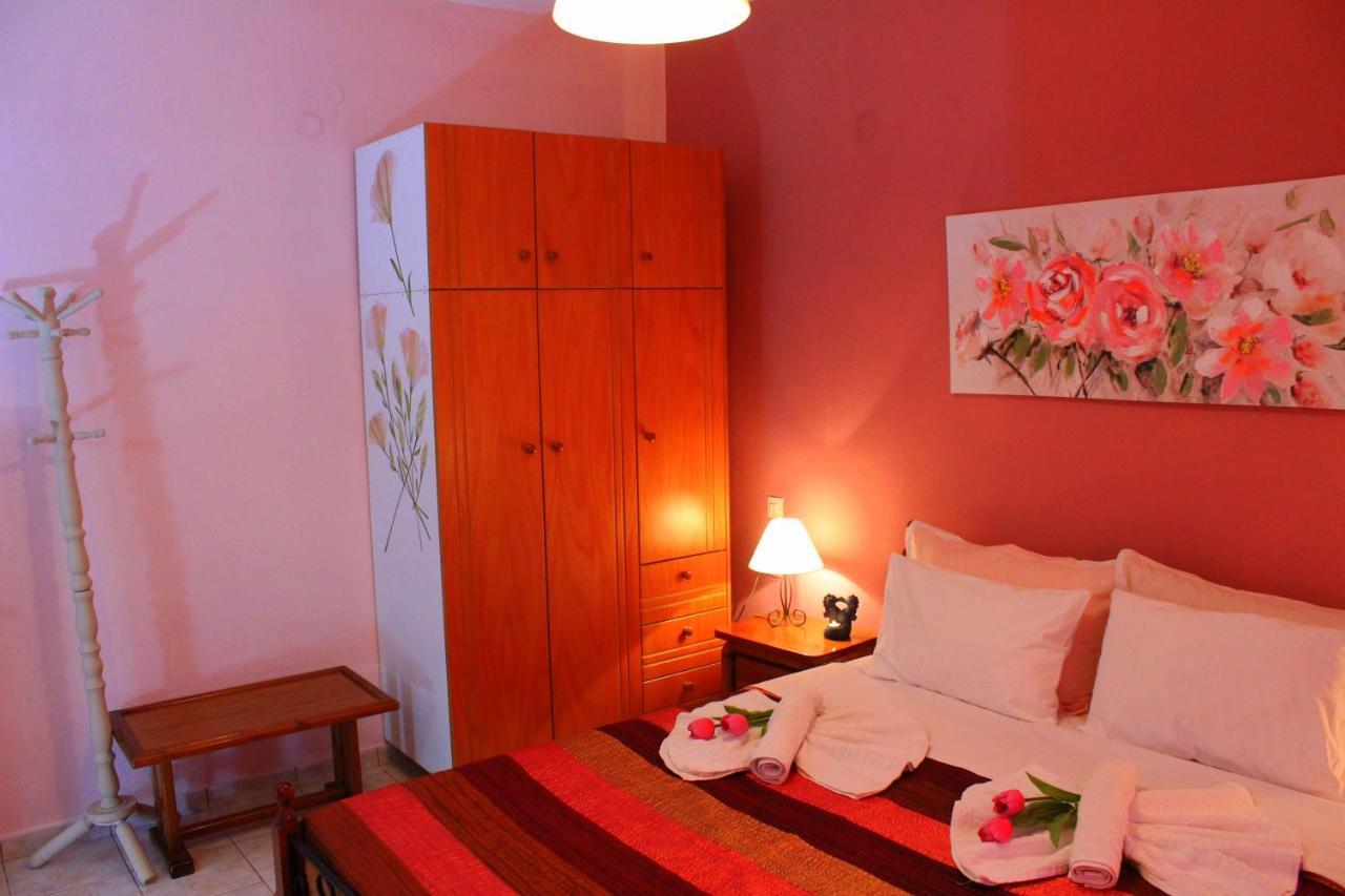Tzaneria Apartments Skiathos 卡纳皮特萨 外观 照片