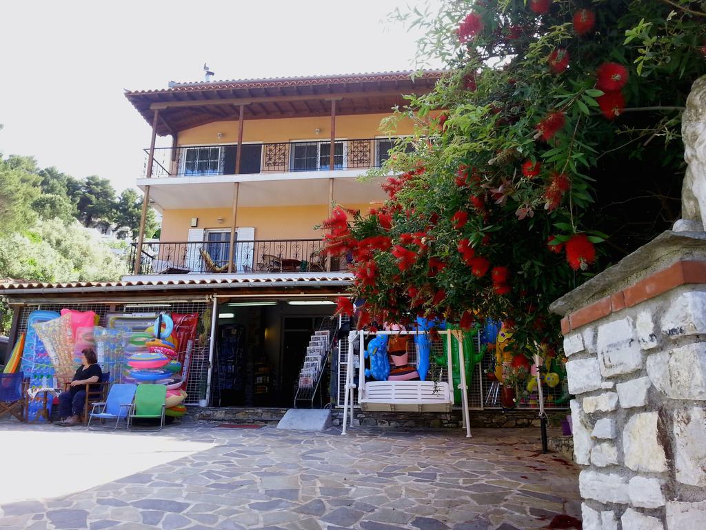 Tzaneria Apartments Skiathos 卡纳皮特萨 外观 照片